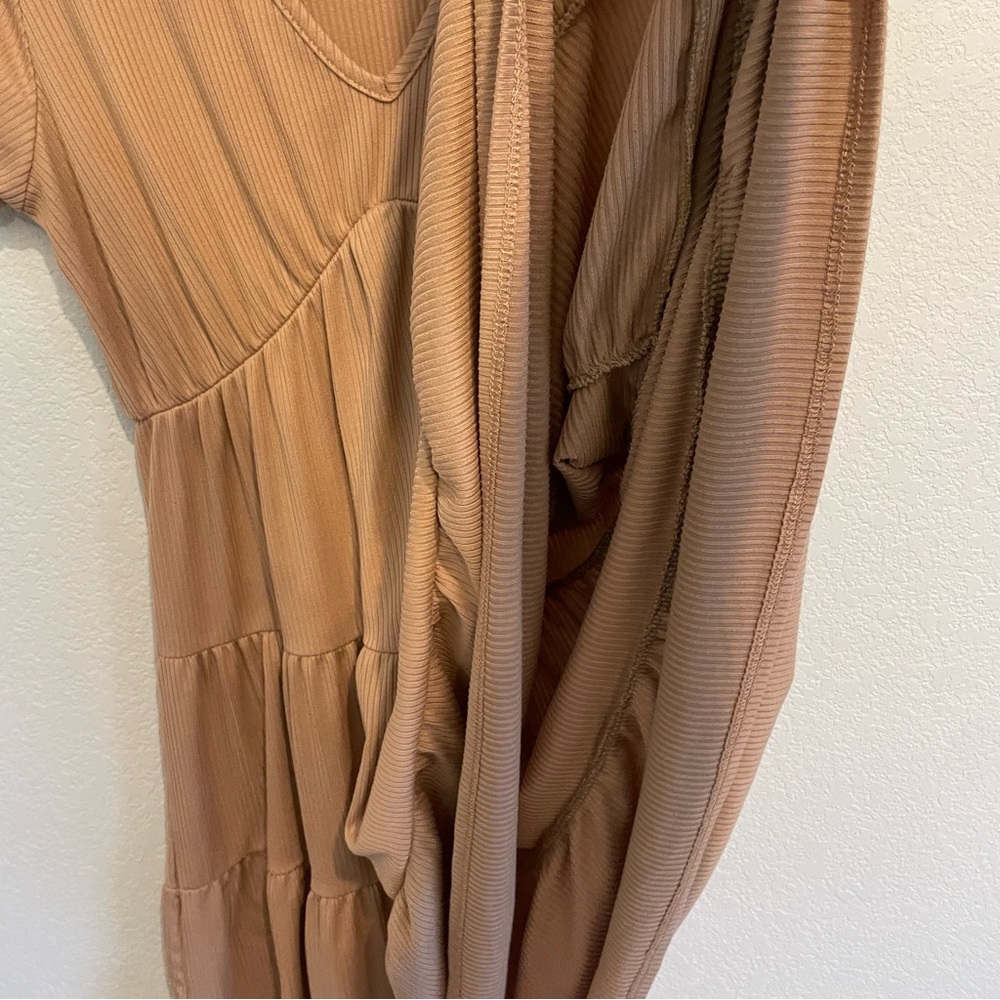 Olivia Rae Ribbed Tiered Mini Dress Large Tan Pink V-Neck Short Sleeve Casual - Picture 7 of 12